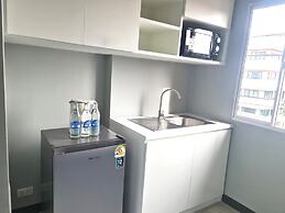 Fullroom 77 Srinakarin