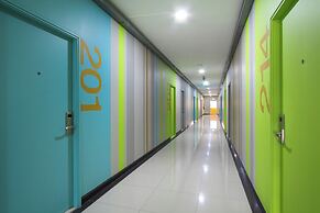 Fullroom 77 Srinakarin