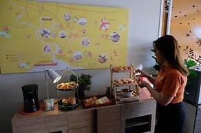 Fullroom 77 Srinakarin