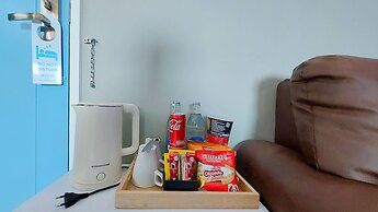 Fullroom 77 Srinakarin