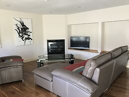 Hakuba West Coast Inn Villa