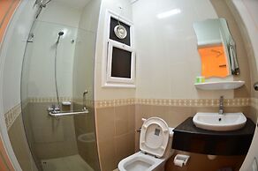 Husin Al Khaleej Hotel Apartment