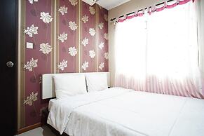 Kamarku Apartment @ The Edge