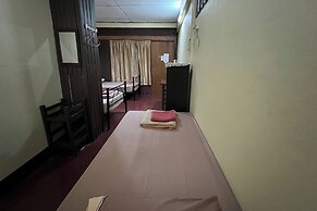 Baan Lanna At Phrasingh