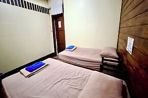 Baan Lanna At Phrasingh