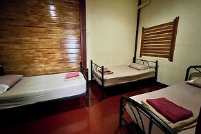 Baan Lanna At Phrasingh
