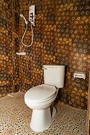 OYO 533 Runya Poolvilla