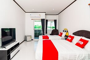 OYO 533 Runya Poolvilla