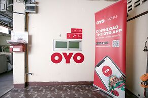 OYO 525 MRT Phetkasem 48 Place