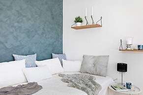 StayPlus Modern Studio Near Bislet Games