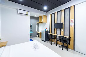 CS Klongtoey Grand Resort