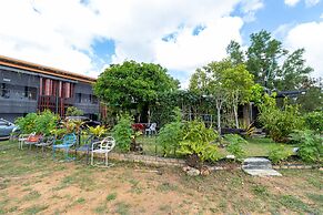 CS Klongtoey Grand Resort