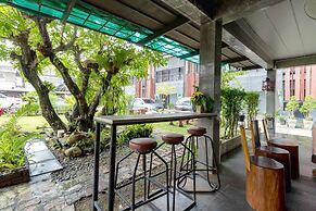 CS Klongtoey Grand Resort