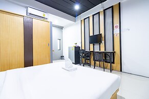 CS Klongtoey Grand Resort