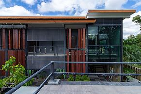 CS Klongtoey Grand Resort