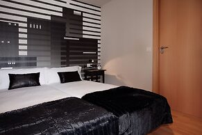 AB Park Güell Apartments