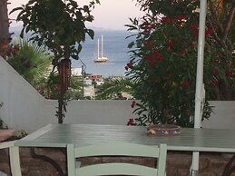 Gorgeous Apartment Pool Anavissos