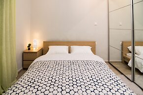 Beautiful Modern Aprt with 1BR in DT Athens