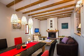 Holiday Home Secret Garden