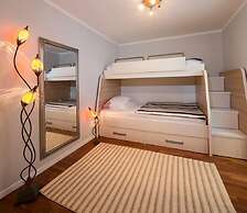 Holiday Home Secret Garden