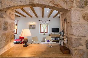 Holiday Home Secret Garden