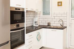 Amazing Modern Apt in Athens DT