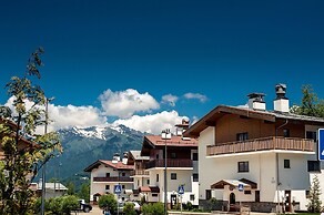 Rosa Village