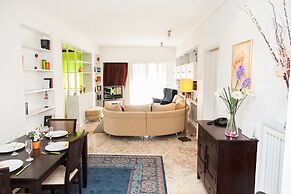 Calm Oasis Apartment in Marousi