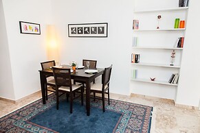 Calm Oasis Apartment in Marousi