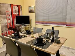 Chic Elegant New Apartment - Kolonaki