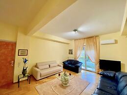 Chic Elegant New Apartment - Kolonaki
