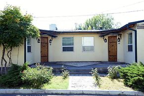 Armenian Village Park Hotel