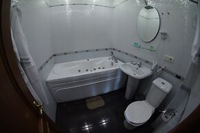 Armenian Village Park Hotel