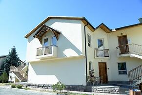 Armenian Village Park Hotel