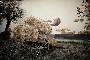 Armenian Village Park Hotel