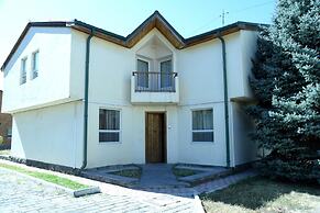 Armenian Village Park Hotel