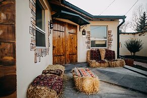 Armenian Village Park Hotel