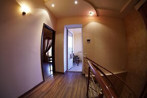 Armenian Village Park Hotel