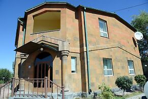 Armenian Village Park Hotel