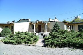 Armenian Village Park Hotel