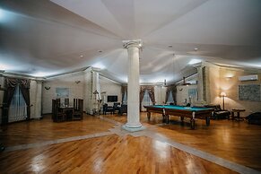 Armenian Village Park Hotel