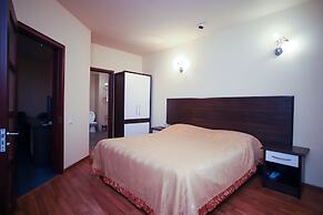 Armenian Village Park Hotel