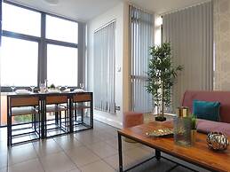 Tudors eSuites City Centre Apartment