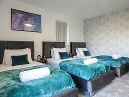 Tudors eSuites City Centre Apartment