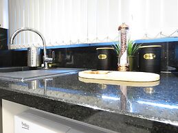 Tudors eSuites City Centre Apartment