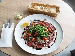 Holiday Inn Express Warsaw - Mokotow by IHG