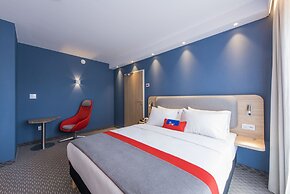 Holiday Inn Express Warsaw - Mokotow by IHG