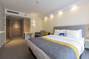 Holiday Inn Express Warsaw - Mokotow by IHG
