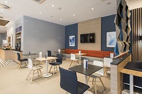 Holiday Inn Express Warsaw - Mokotow by IHG
