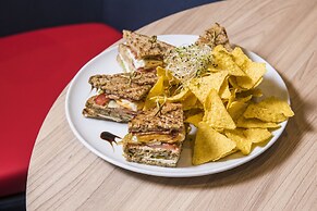 Holiday Inn Express Warsaw - Mokotow by IHG